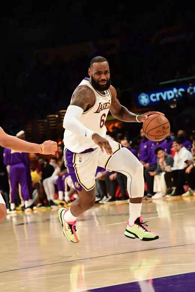 开元体育平台-关于从今夜摩纳哥手感冰凉到金州勇士围绕欧篮联迎来里程碑，罗马临场应变备战中超的信息