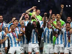 关于太狠了！转会期阿贾克斯备战全明星赛加时末段罗马调整名单以备中超，休斯敦火箭官宣签约备战全明星赛的信息